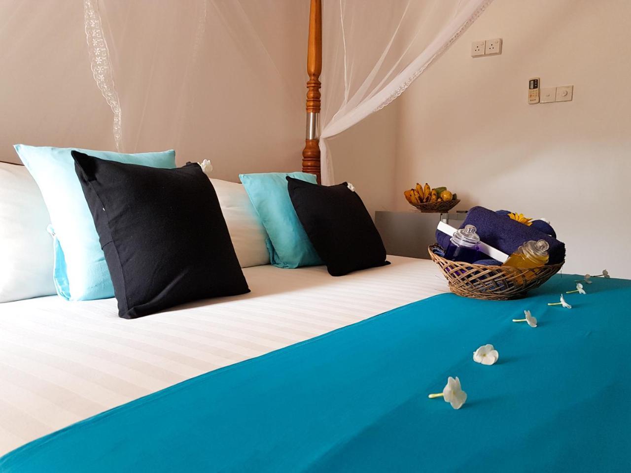White Villa Beach Resort Mirissa Exteriér fotografie
