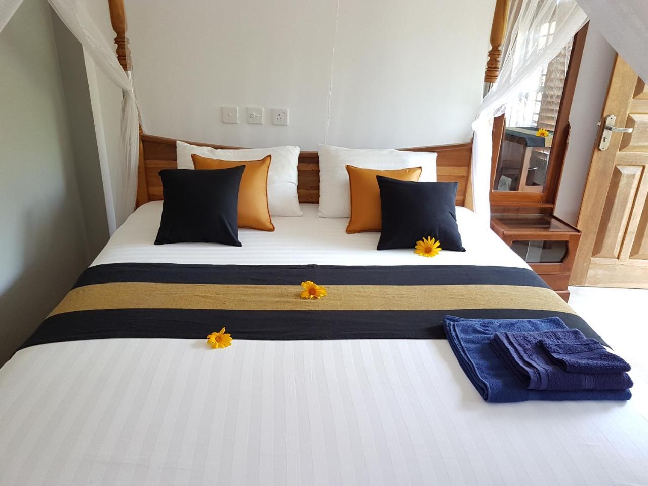 White Villa Beach Resort Mirissa Exteriér fotografie