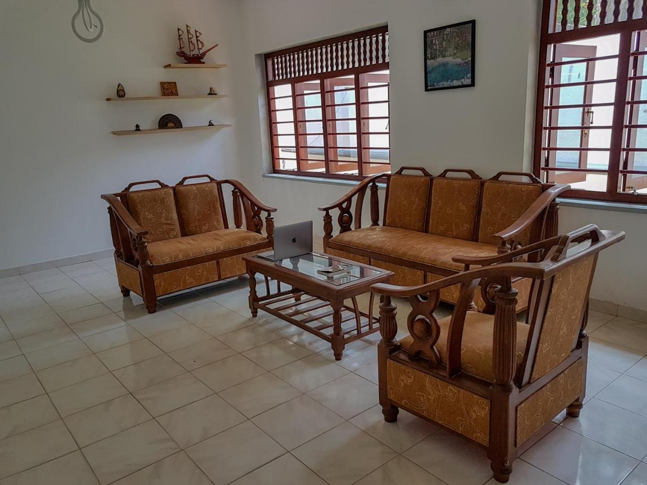 White Villa Beach Resort Mirissa Exteriér fotografie